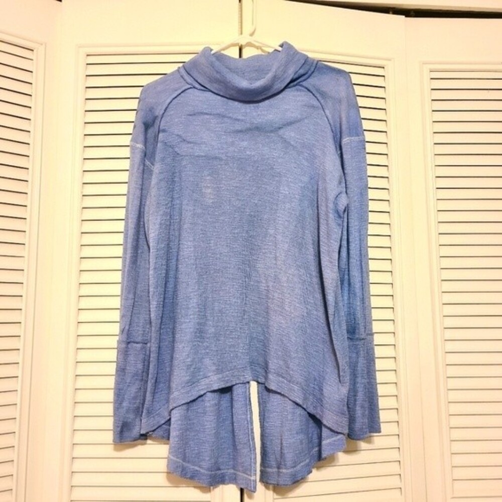 We the Free cowl neck long sleeve size L